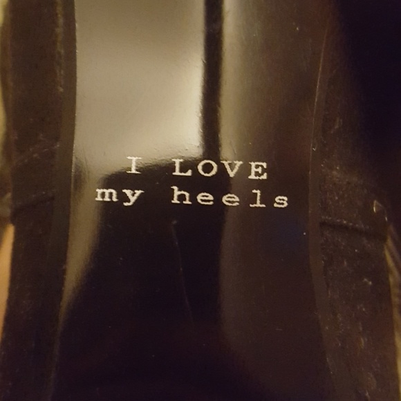 Booties - Picture 4 of 4